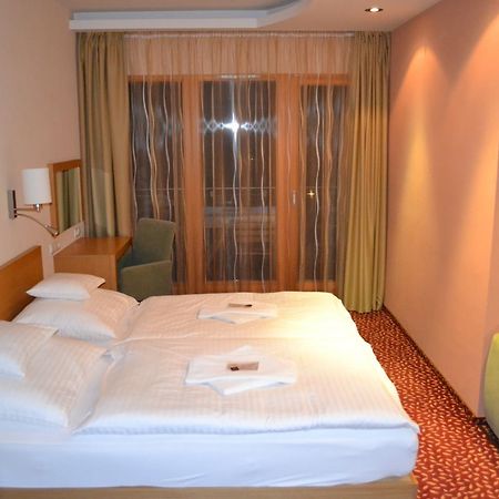 Debreceni Postas Udulo Hotell Exteriör bild